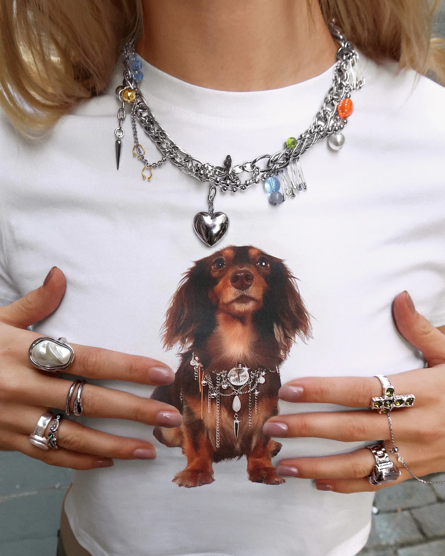 Y2K Jewelry: The Pieces That Make an Outfit Feel Like Y2K