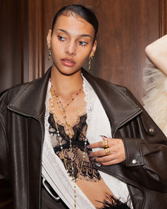 La selección de collares lariat: mucho más que una cadena bonita