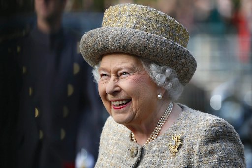 An Ode to Queen Elizabeth II Pearl Necklace (and the legacy it left) - En Route Jewelry