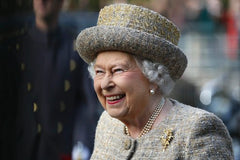 Un'ode alla collana di perle della regina Elisabetta II (e all'eredità che ha lasciato)