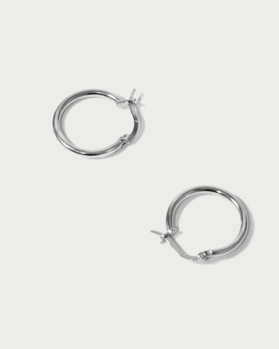 The Simple Hoop Des boucles d'oreilles in Silver