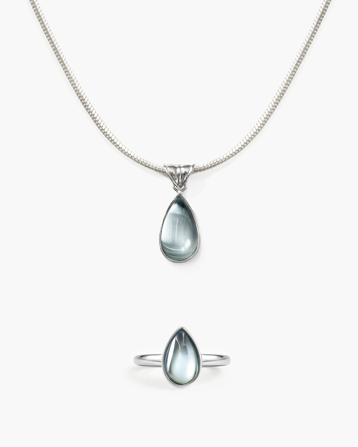 Wassertropfen-Halskette- & Ring-Set in Marineblau