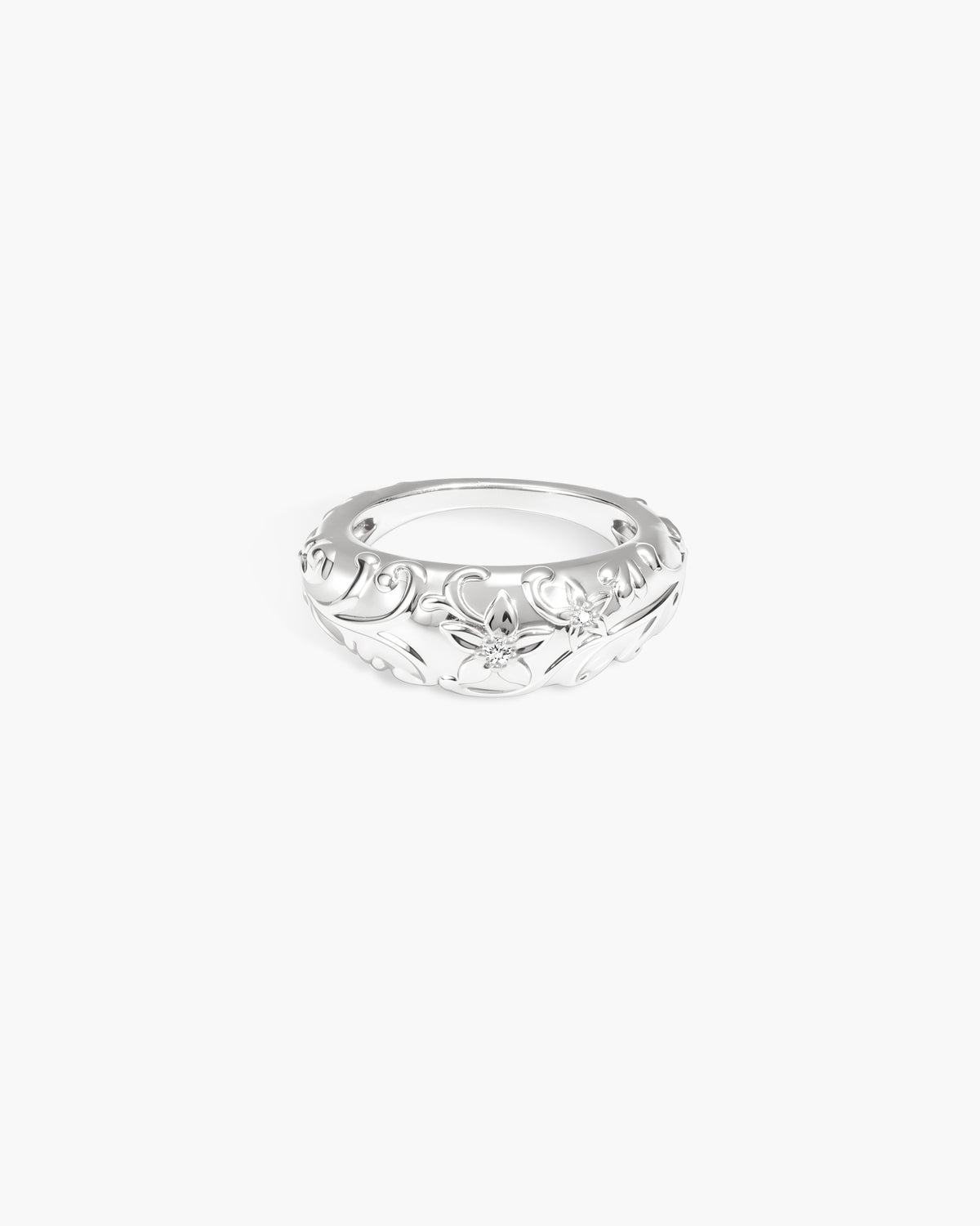 Wild-Lily-Dome-Ring in Gold
