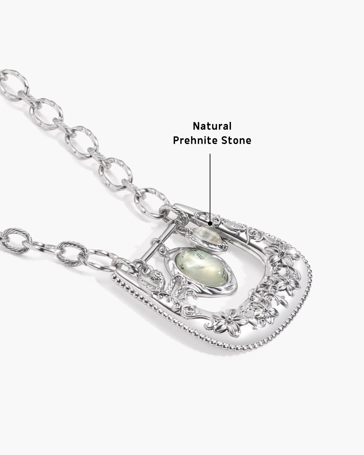 Naszyjnik z zawieszką Orbit Charm Buckle