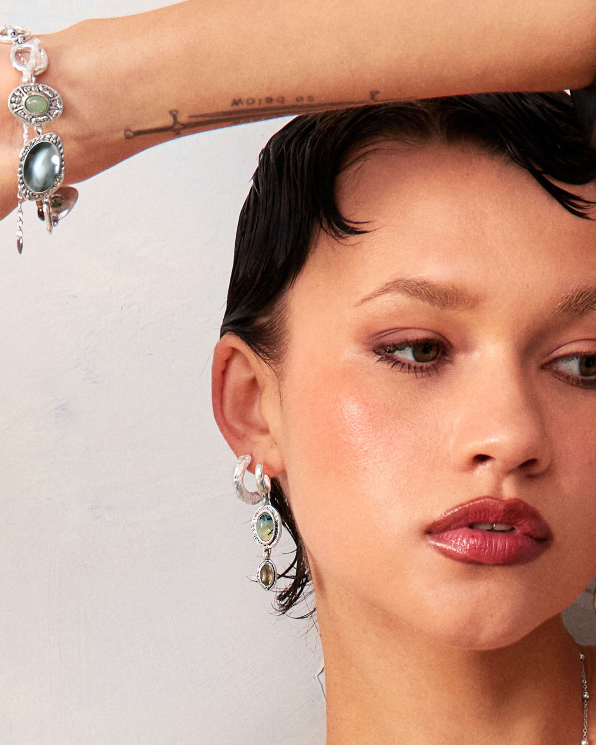 Set Bracciale Athena & Orecchini Amuleto di Muschio