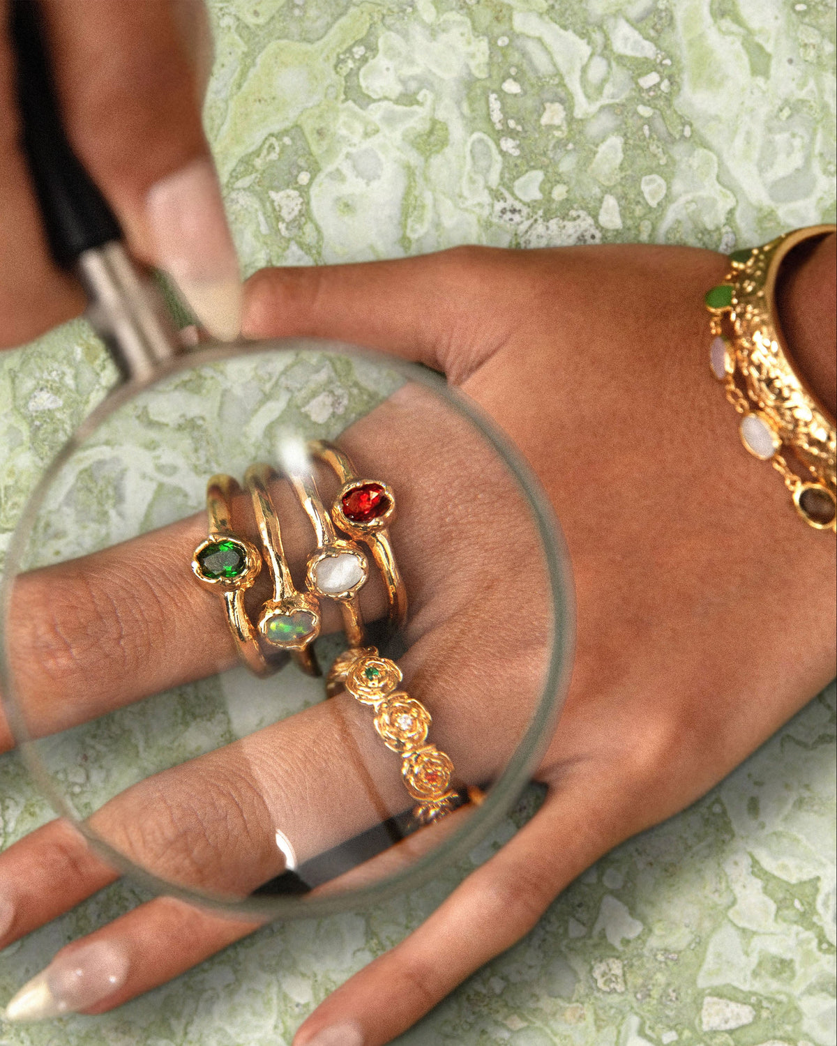 Anello con pietra di nascita in oro - Gennaio