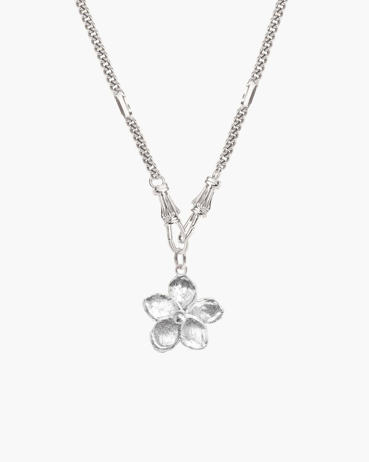 Collier chaîne à fermoir décoratif en or