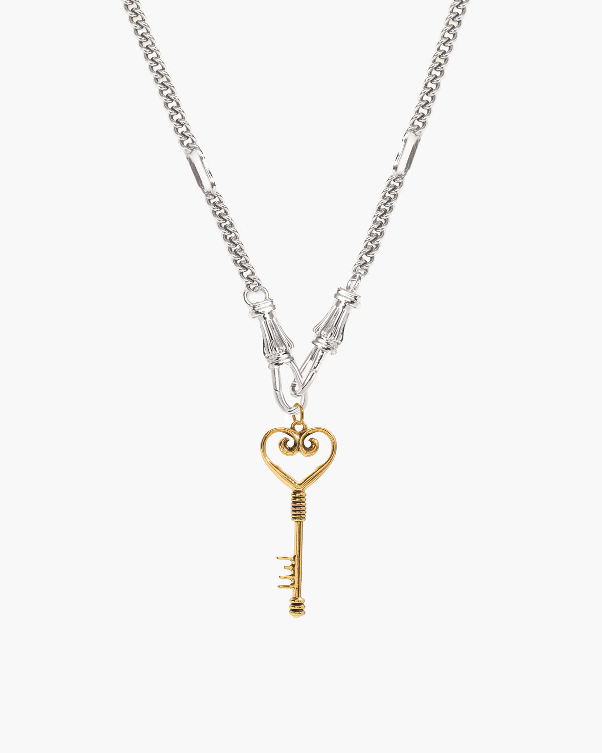 Collier chaîne à fermoir décoratif en or