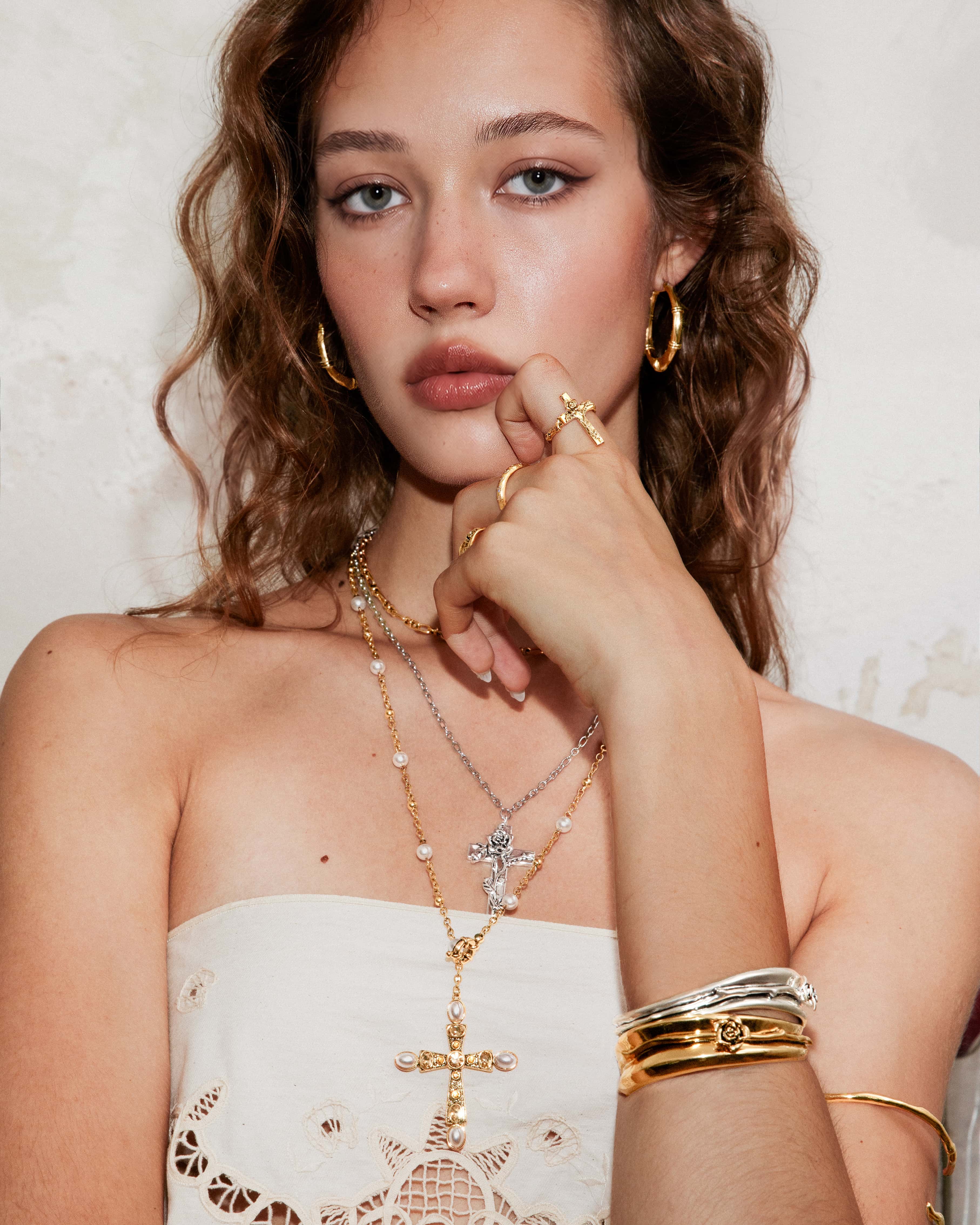 Wild Rose Cross Ring in Gold | en route jewelry