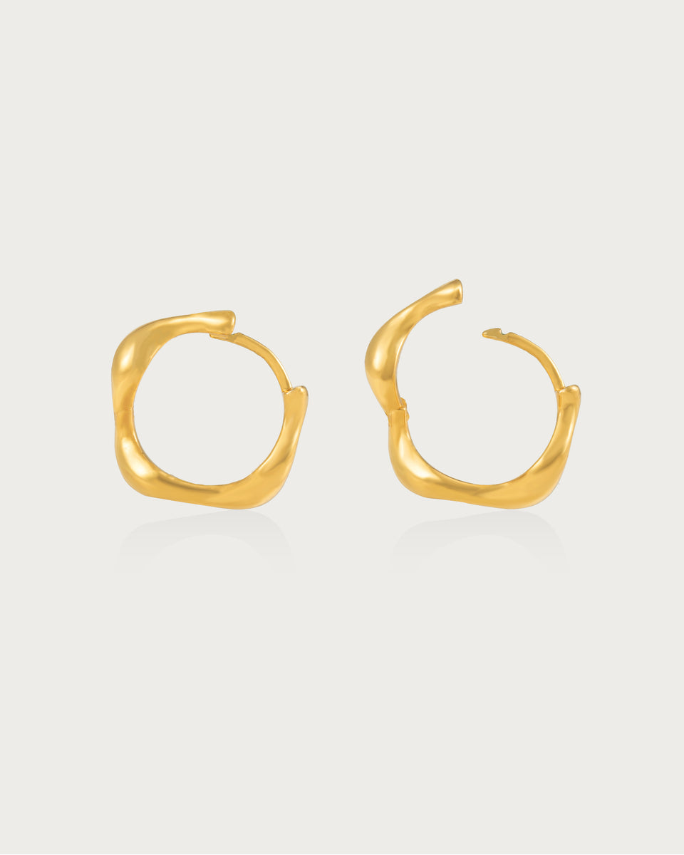 Gold Waves Earring