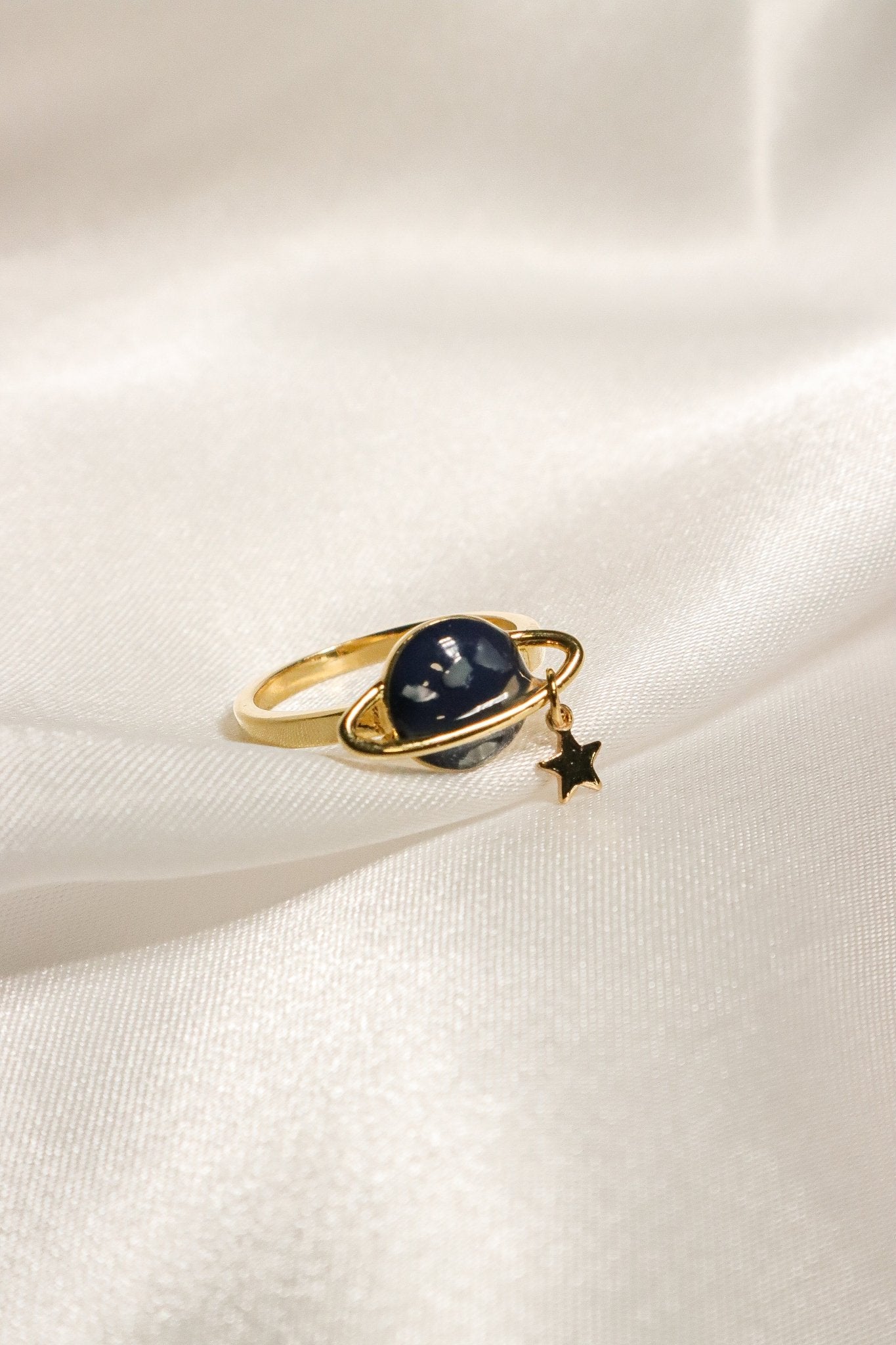 Blue Saturn Ring
