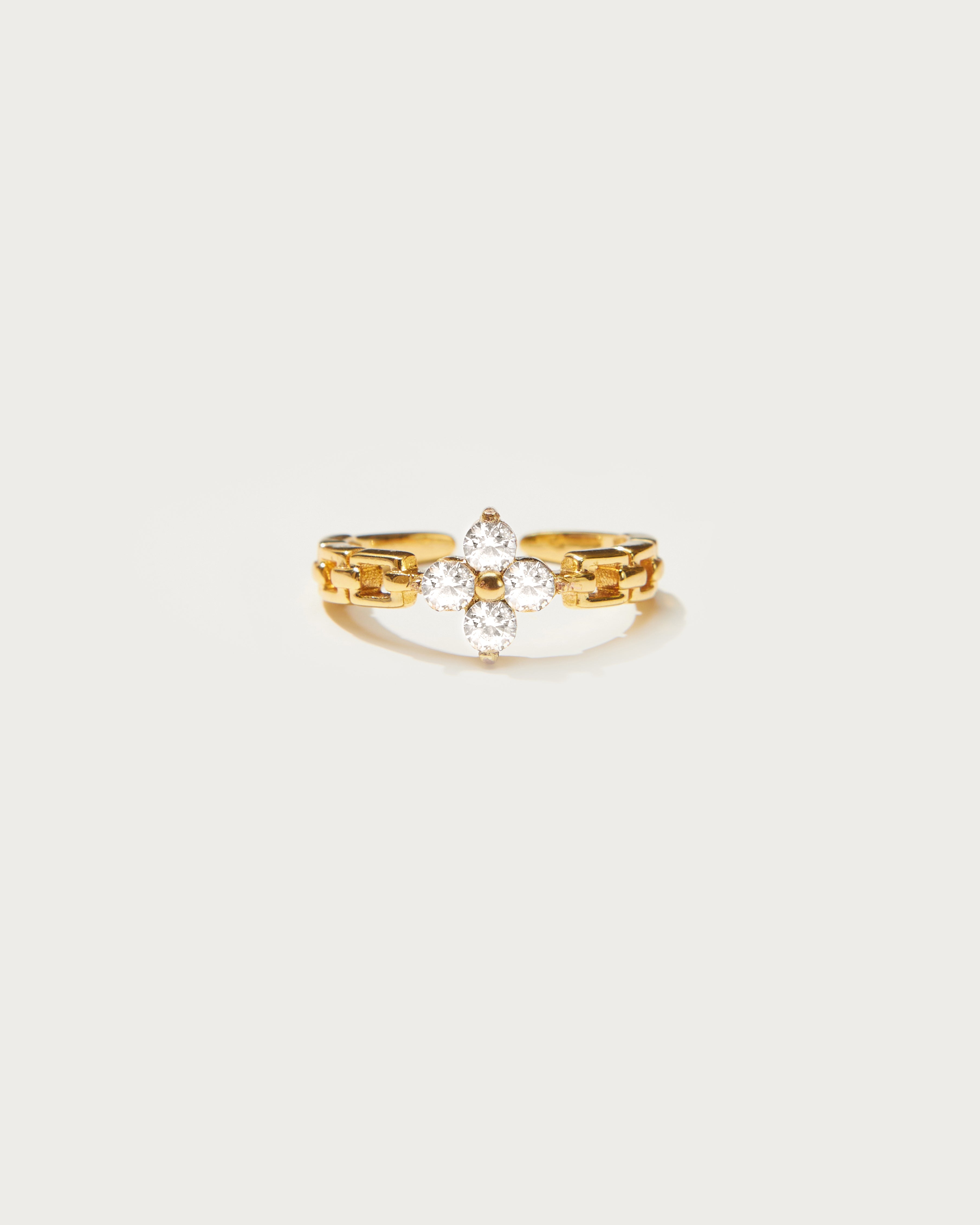 Lucky Clover Ring in Gold