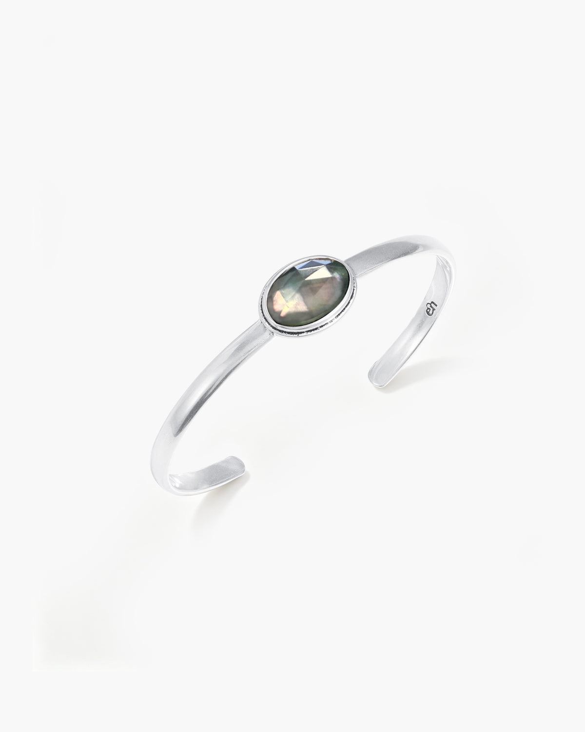 Neri Tahitian Mother of Pearl Bangle