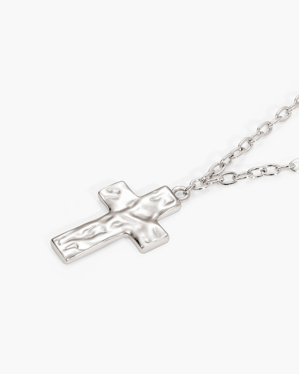 Collana con croce iconica in argento