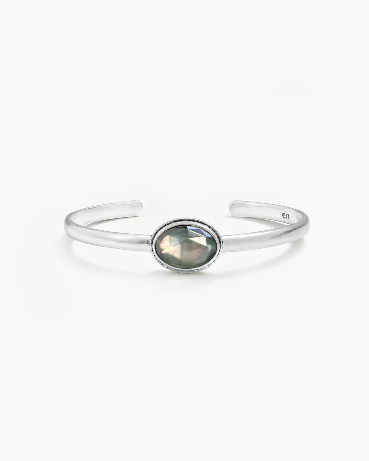 Neri Tahitian Mother of Pearl Bangle