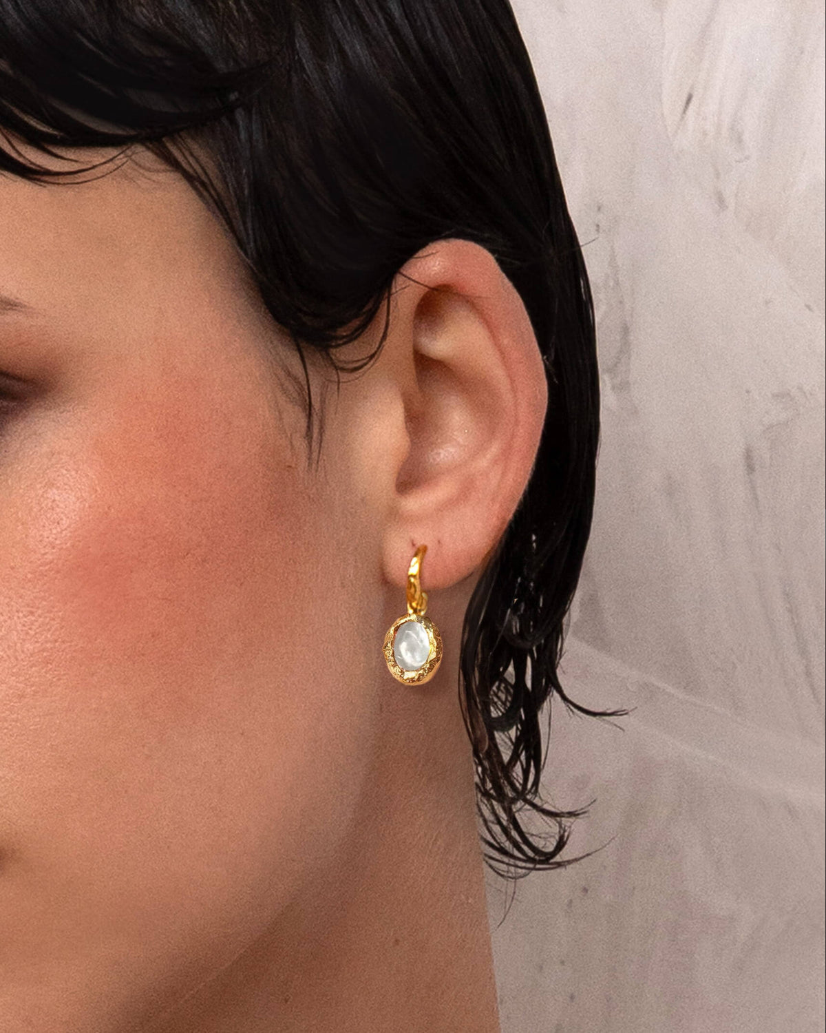 Kolczyki z kamieniem urodzinowym