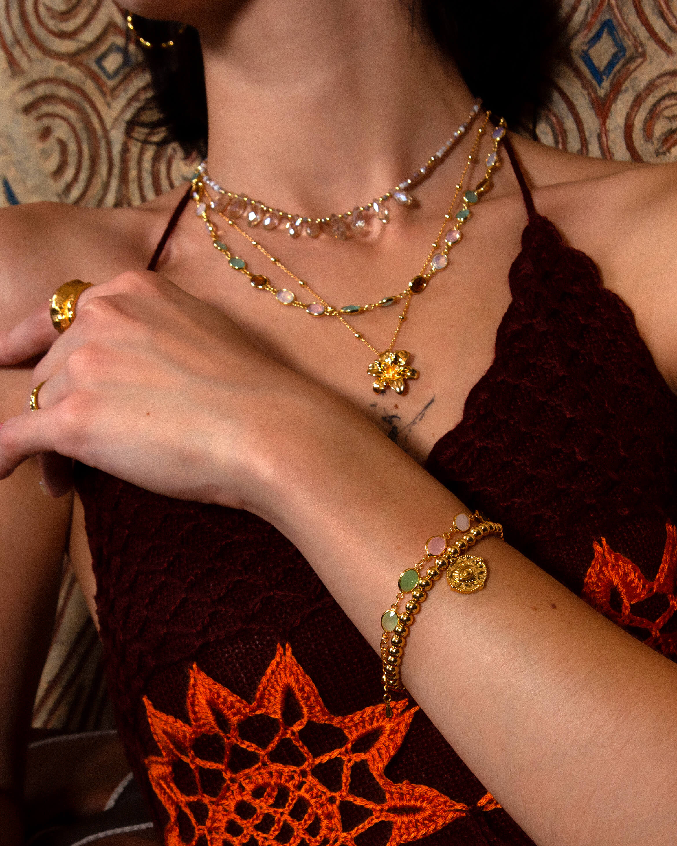 Pulsera de piedra romance caprichoso