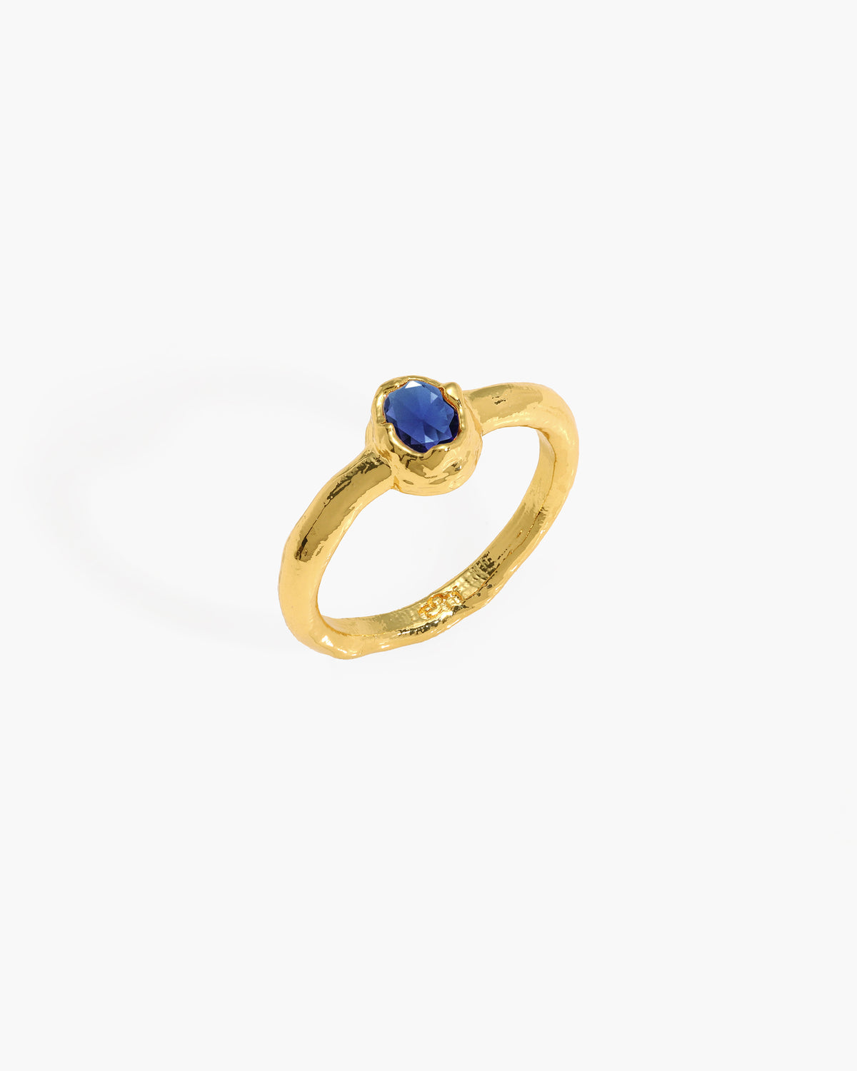 Anillo de piedra natal en oro - enero