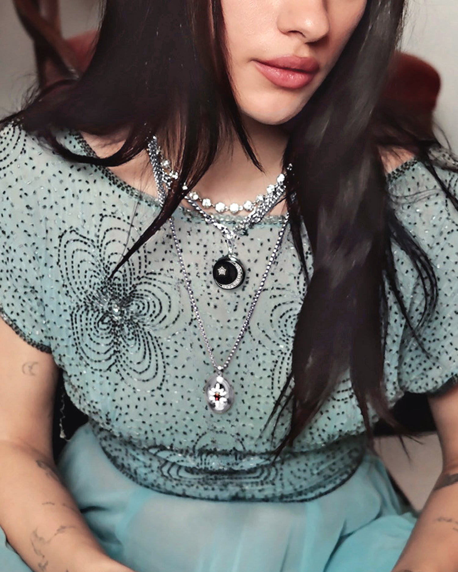 Zeldas Star Openable Locket Clasp Chain Necklace