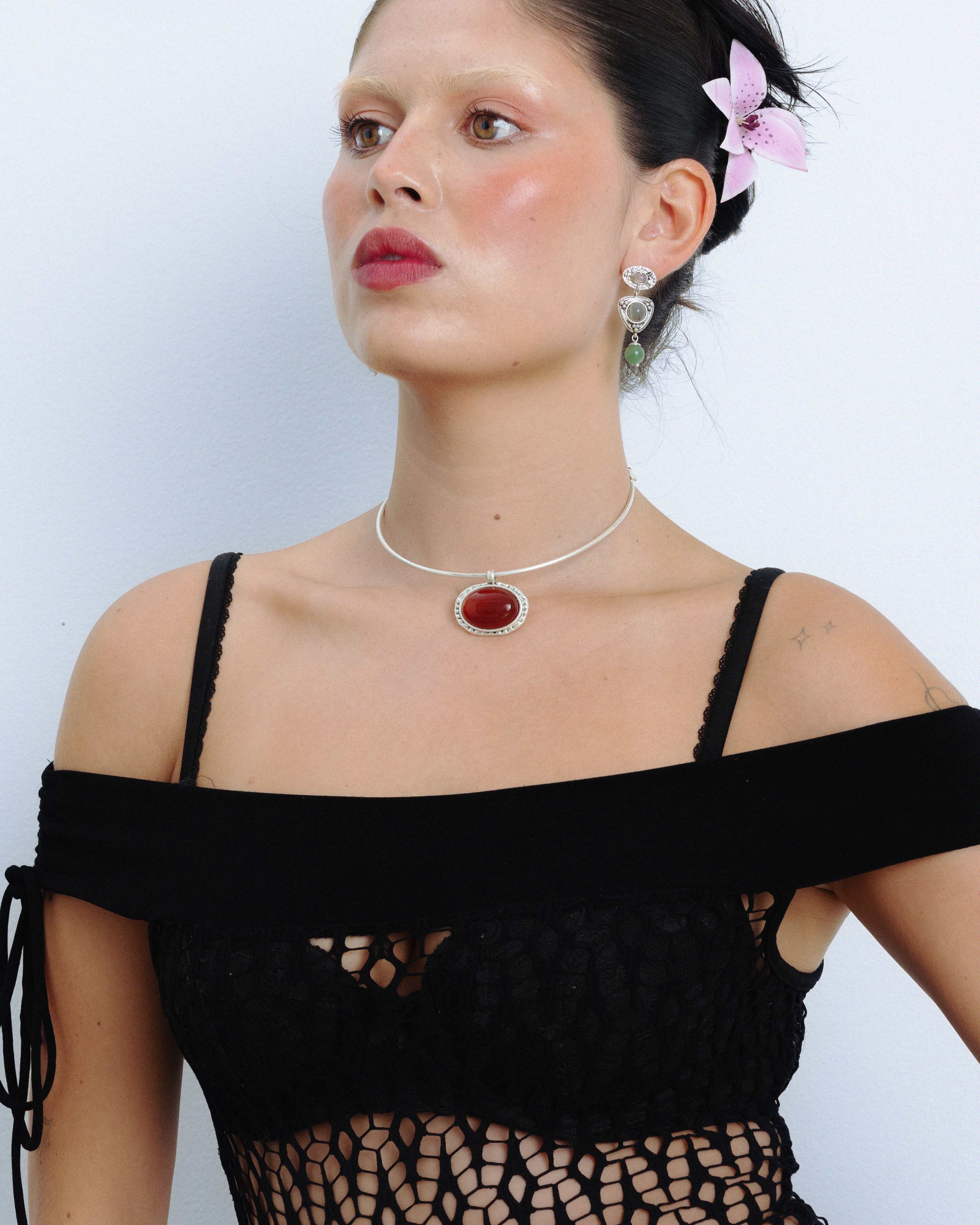 Venus Collar Necklace