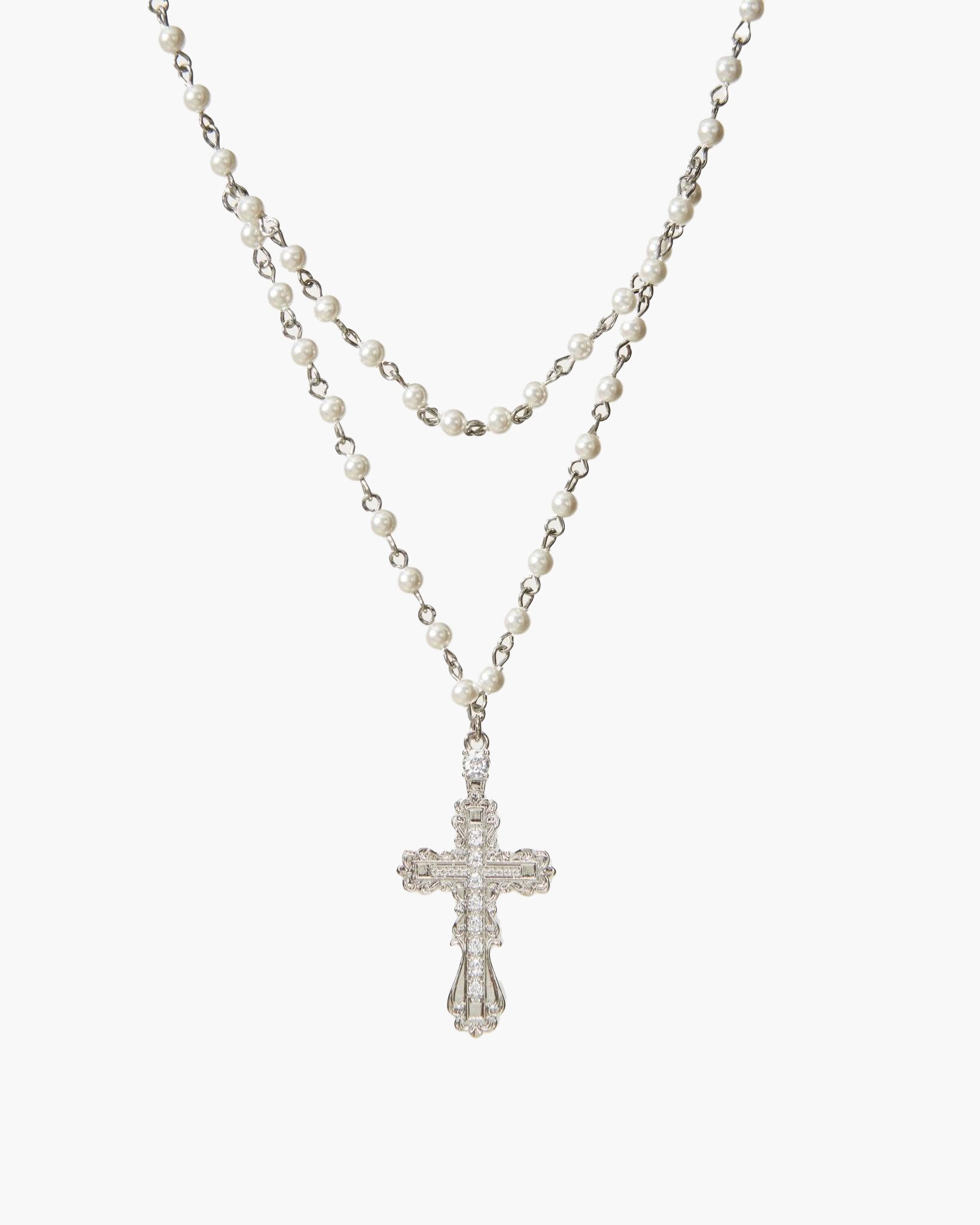 Everette Cross Necklace | en route jewelry Everette Cross Necklace | en route jewelry