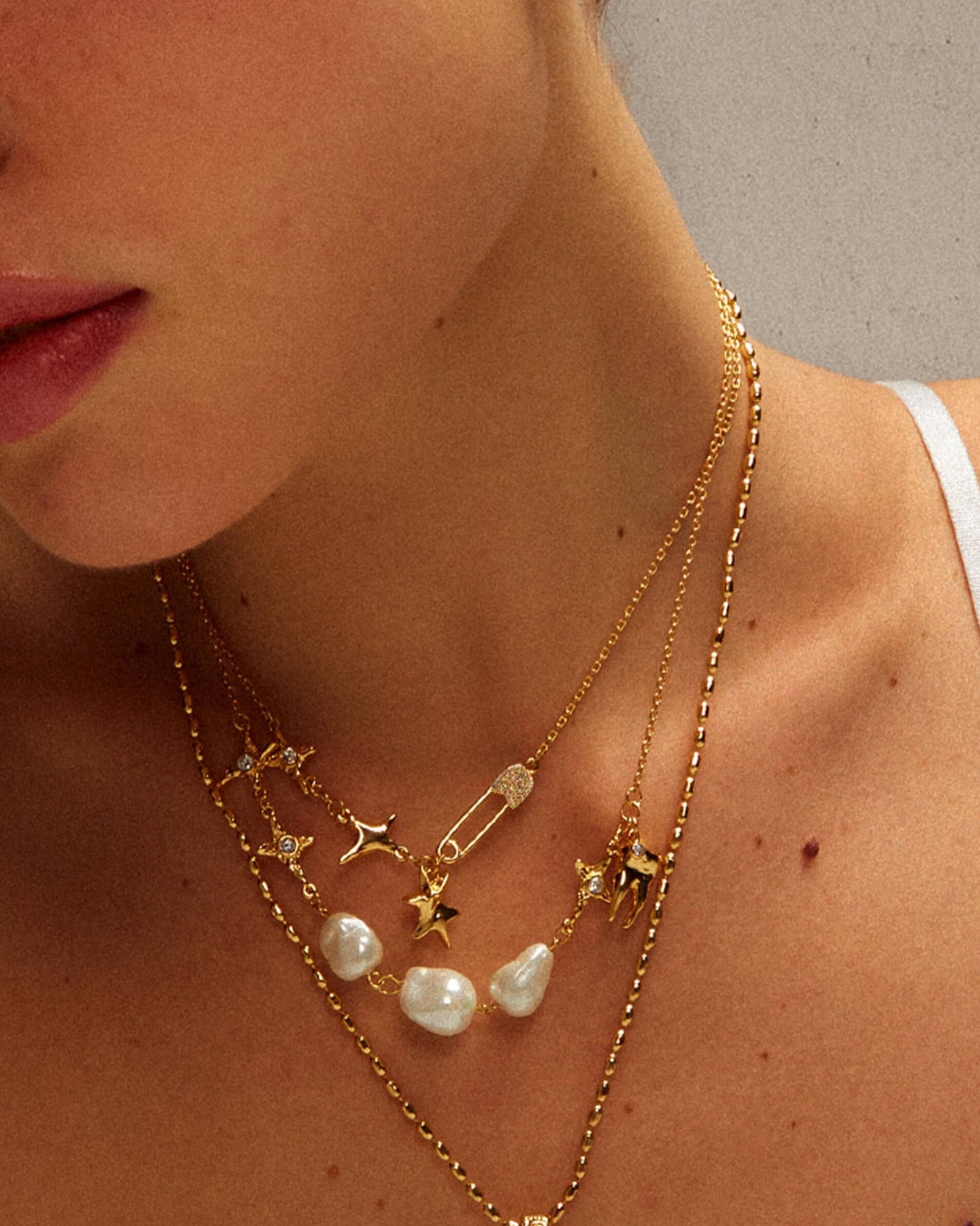 The Mellow Necklace in Gold | en route jewelry