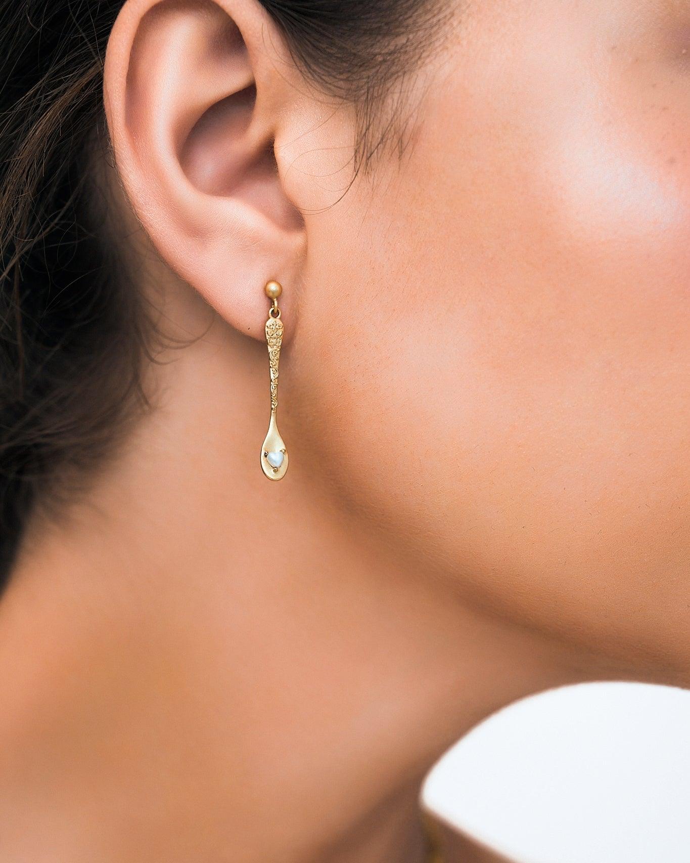 Nosh Nova Earrings - En Route Jewelry