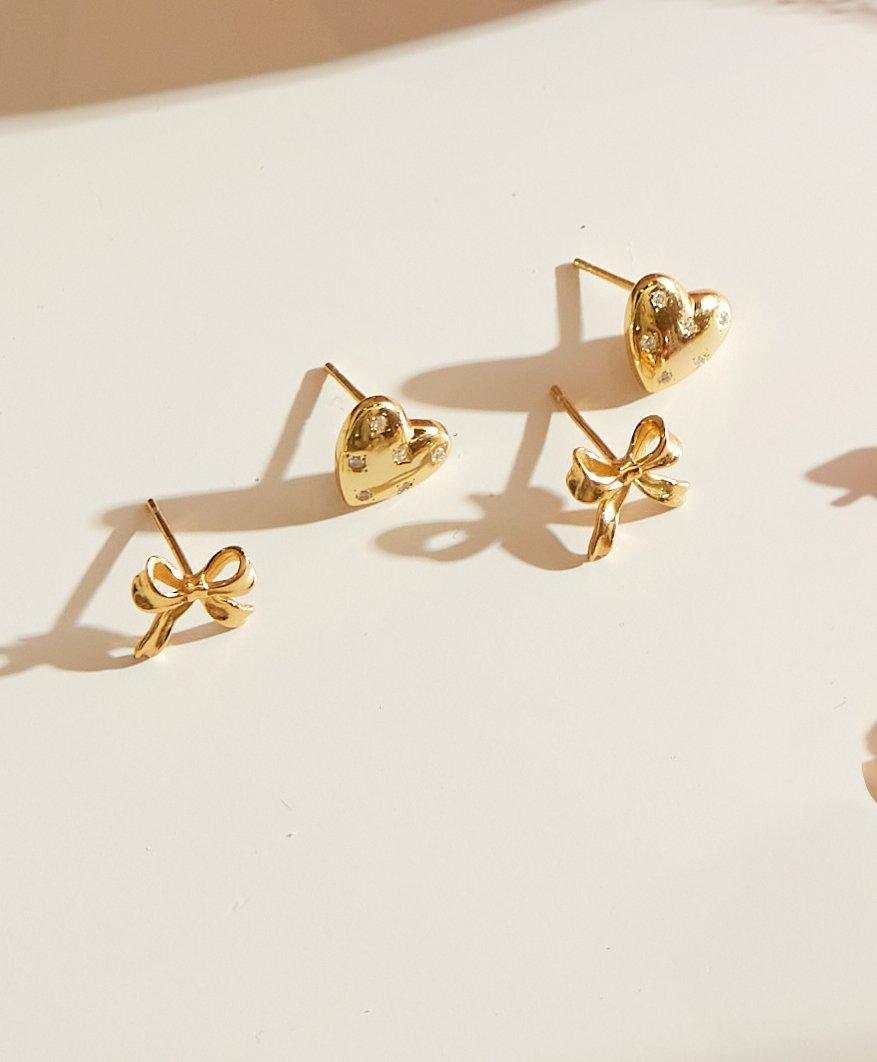 Ribbon Stud Earrings - En Route Jewelry