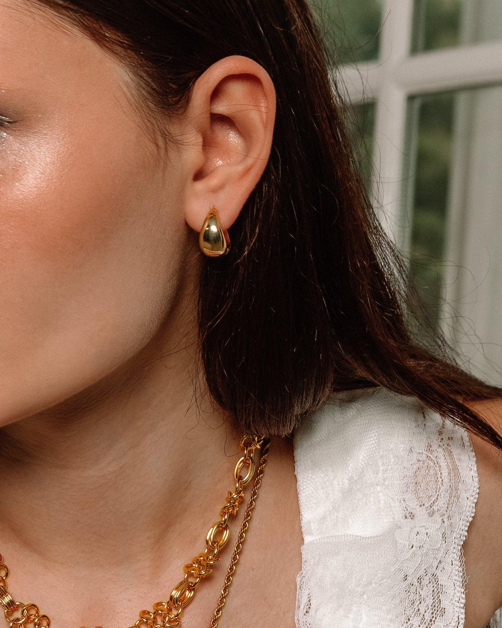 Gold Waterdrop Earrings - En Route Jewelry