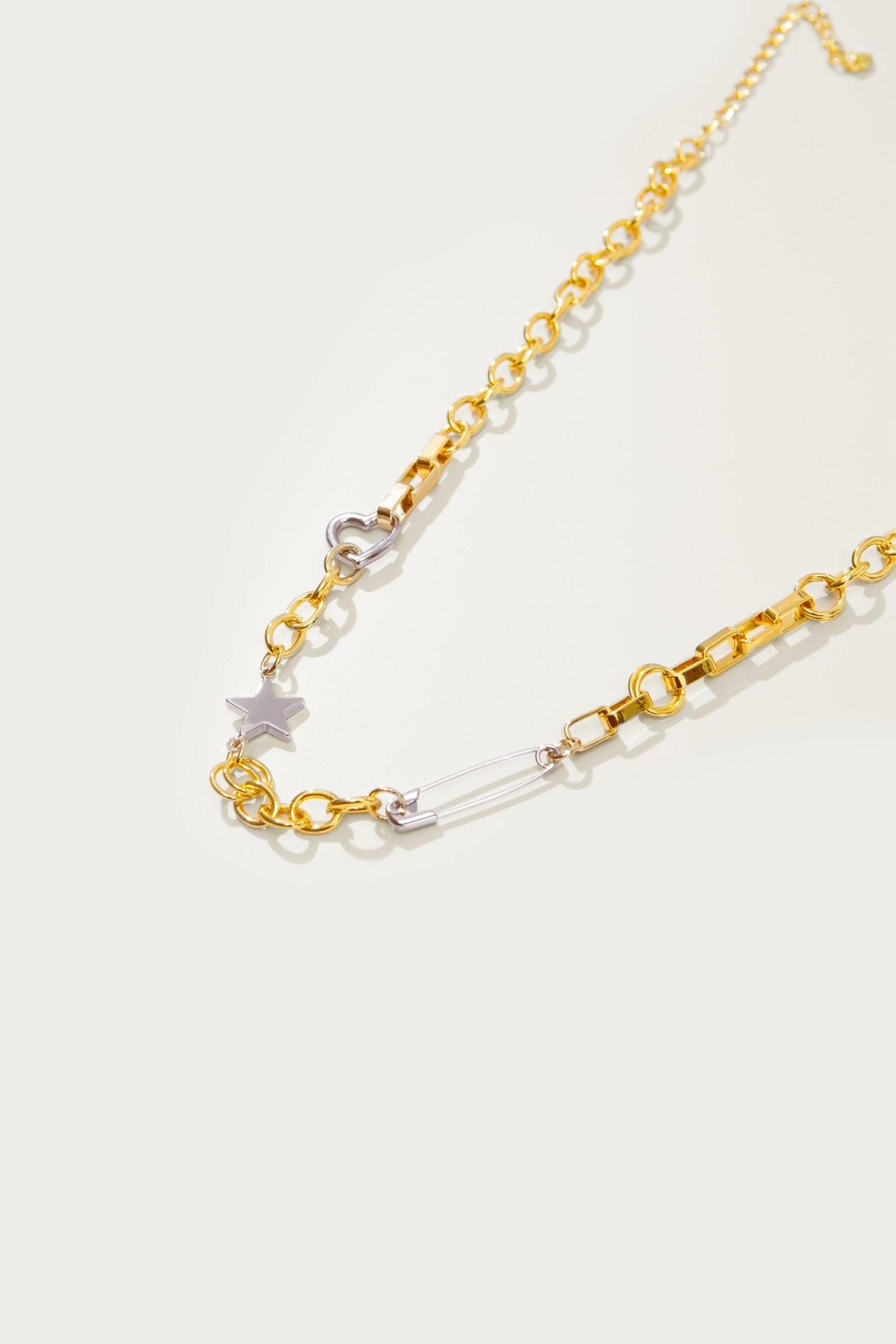 Star Chain Necklace - En Route Jewelry