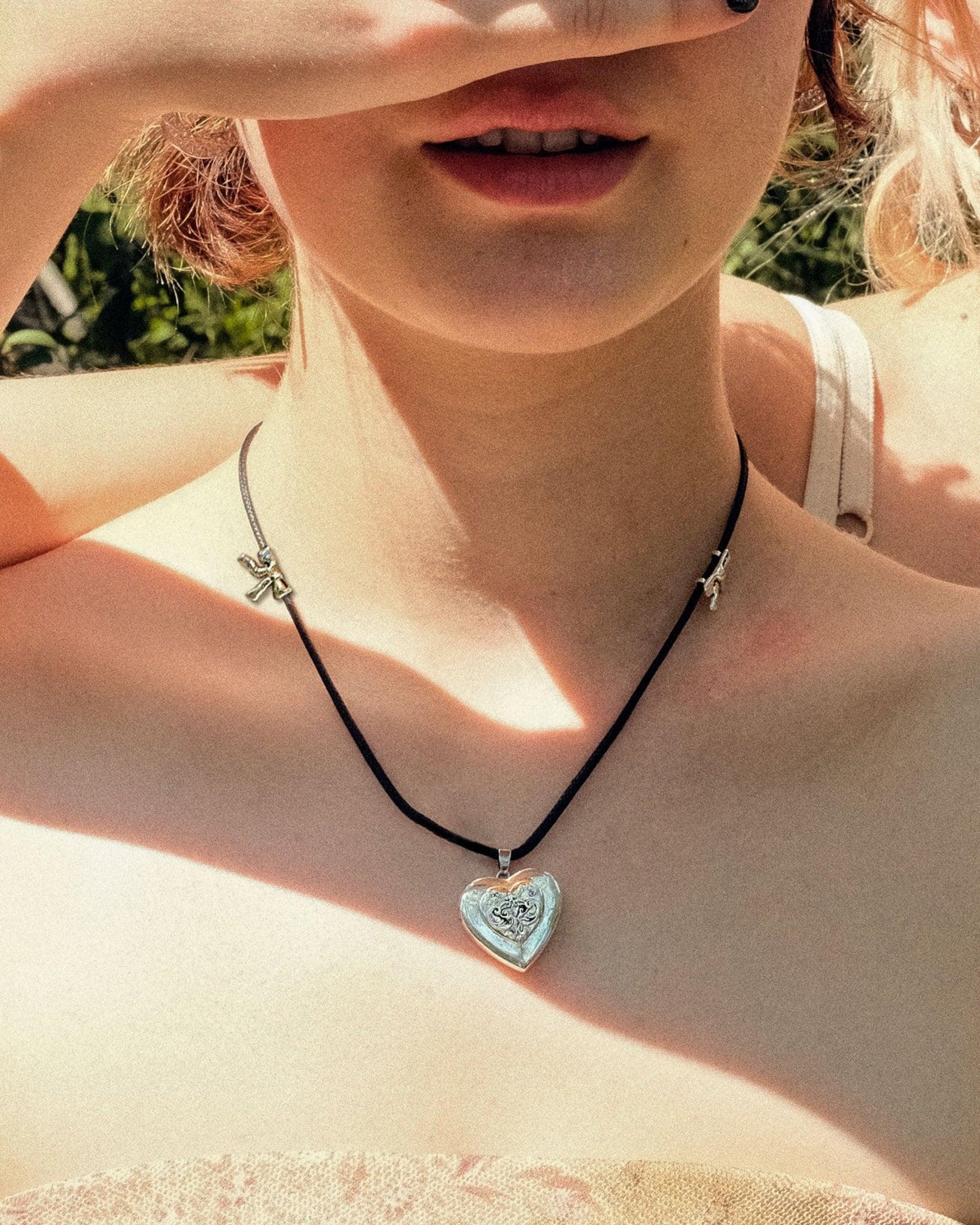Sunny Locket Necklace - En Route Jewelry